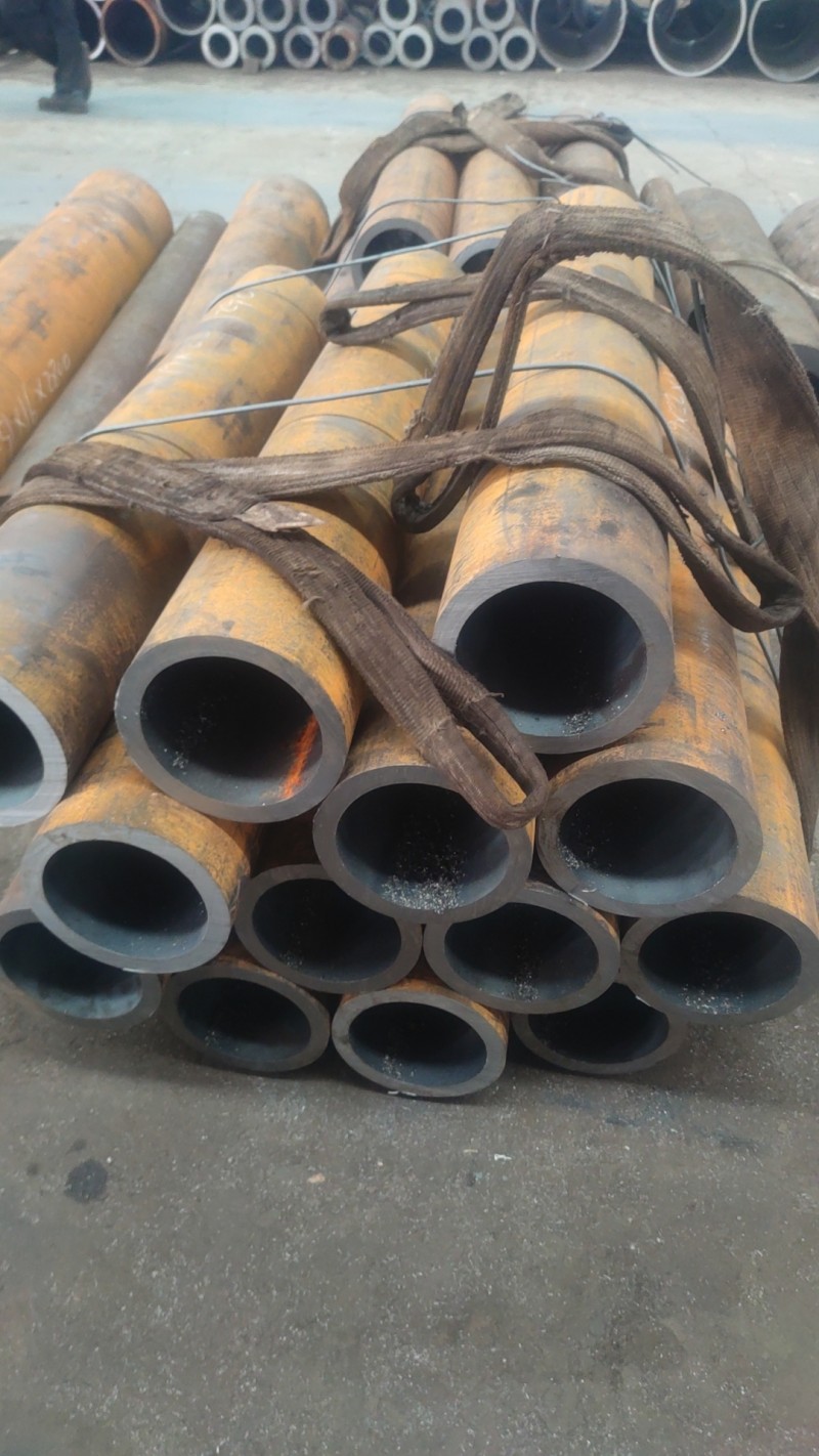 明光明光明光15CrMoG无缝钢管切割